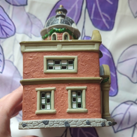 Palace Theater Miniature with Clock Collectible - Picture 6 of 12